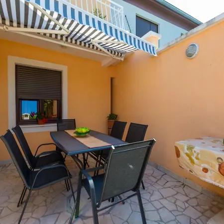 Lara Villa Jadranovo