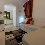 Villa Lara Villa *