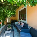 Vila Lara