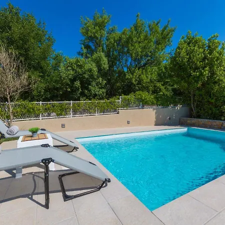 Vila Villa Lara