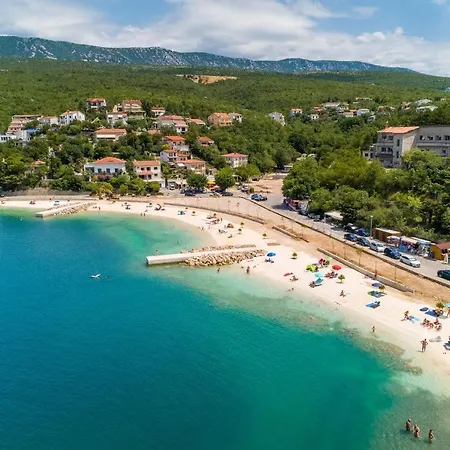 别墅 Lara 卓得诺沃