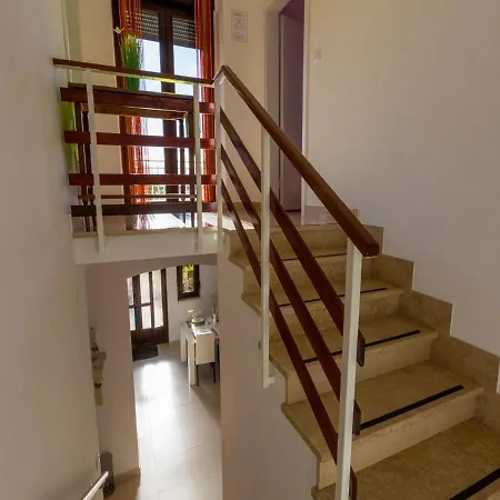 Villa Lara