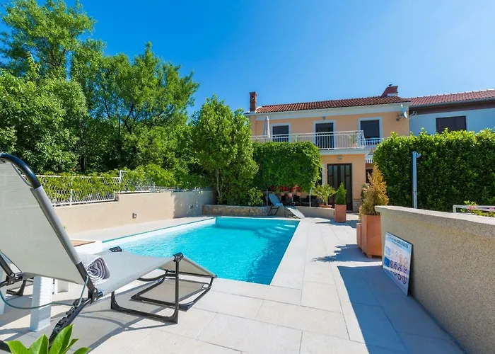 Villa Lara